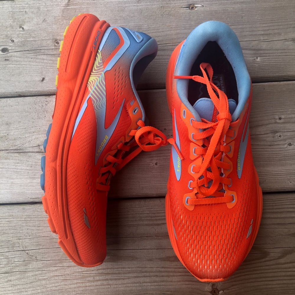 Men's 7 Women's 8.5 Brooks Ghost 15 Orange Blue Running Shoes Runners Sneakers